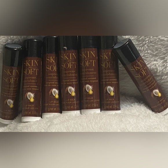 🌴🥥-Lip Balm Bundle-🥥🌴 - Picture 8 of 9